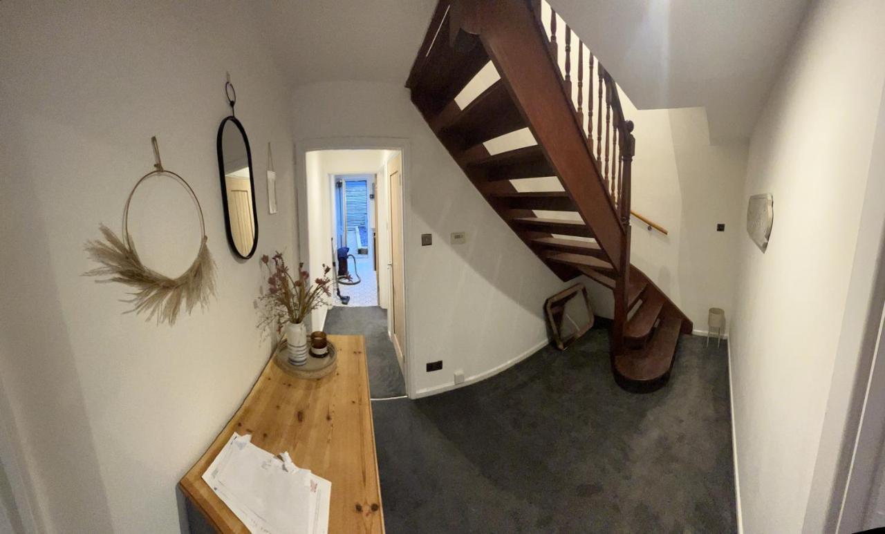 House Sleeps 8. 2Bedrooms & Sofa Beds In Sitting Room บาธ ภายนอก รูปภาพ